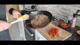 Gora / white guy makes beautiful beef keema