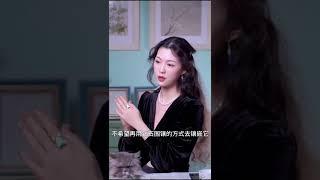 珠寶設計裡加入獨一無二的的中國元素世博館，你覺得美嗎？#寶石#彩寶#彩色寶石