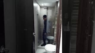 DIVISIONES DE BAÑO EN VIDRIO TEMPLADO EN BOGOTA SISTEMA BATIENTE TRASLAPADA- INGEVIDRIOS-3102300392