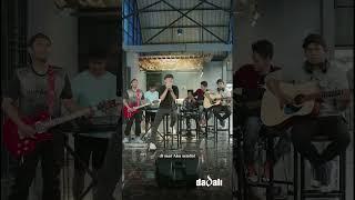 Di saat sendiri, siapa yang kangen lagu terbaru dari @dadalibandofficial ?