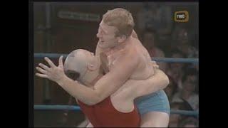 Kendo Nagasaki (without mask) vs Pete Roberts World of Sport 1970's Wrestling