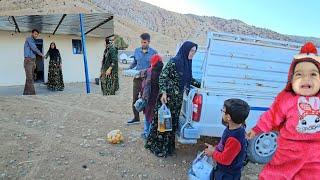 village life  Sakineh's unexpected meeting with Babak's family