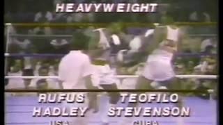 Teofilo Stevenson vs  Rufus Hadley (USA). PanAm Games 1979, Demi-final. KO1