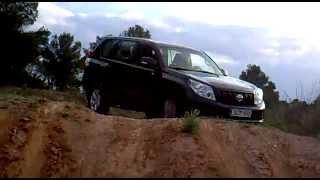 toyota land cruiser 150 en circuito 4x4