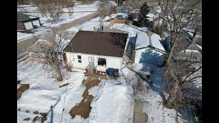 Asking $59,000-718 Calgary Street, Broadview SK, S0G 0K0