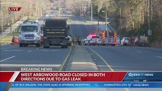 Gas leak shuts down major SW Charlotte road: CFD