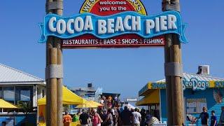 Cocoa Beach Pier In Florida 佛罗里达州可可海滩码头