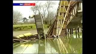 Nuhaka Railway Bridge Collaspe On Napier Gisborne Rail Line (New Zealand) 2005