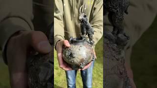 High school student Raku fires a ceramic sculpture #pottery #ceramic #clay #raku #sculpture #artist