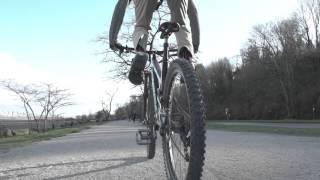 Crank flip - Easy Bike Tricks with Ryan Leech