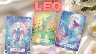 LEO ️,🫢 EVERYONE KNOWS THIS PERSON LOVES YOU.. EXCEPT YOU!!  SEPTEMBER 2024 LOVE TAROT