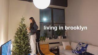 Life in NYC | brooklyn apartment living, balancing my 9-5, holidays & exploring, cooking