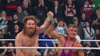 Sami Zayn vs Chad Gable Intercontinental Championship - WWE Raw 4/15/24 (Full Match)