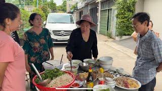 VỀ SG MẸ HÔM NAY NẤU 1 NỒI PHỞ SIÊU TO KHỔNG LỒ | HUỲNH TRÍ BẢO
