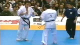 Kyokushin - Kiyama Hitoshi vs Tanaka Kentaro (Semifinal)