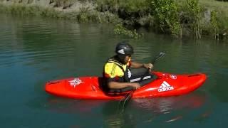 How to turn the kayak: the sweep stroke