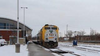 Snow + Horn Salute | VIA 71 arriving at Windsor Station!