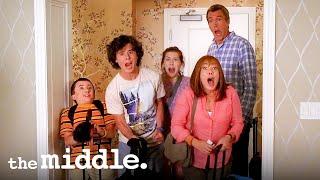 The Hecks Get a Disney Hotel Suite | The Middle