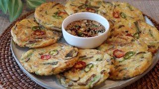 Korean vegan mung bean pancake (bindaetteok)