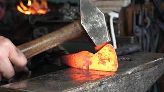 Blacksmithing - Forge a Spike Tomahawk