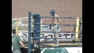 Primer combate de kick-boxing amater de Joel Luis Arévalo