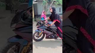 lady biker Bangladesh #3