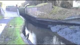 Wolverhampton canal drained by vandals