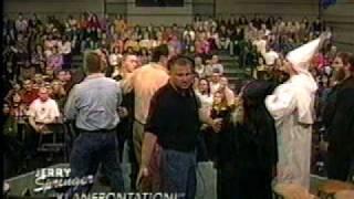 JERRY SPRINGER - KLANFRONTATION FIGHT