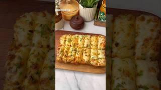 Extra Cheesy Garlic Bread Recipe#shorts #viral #garlicbread