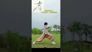 古法健身太牛了跟着做就能瘦真的有用 老祖宗的瘦身法太香了亲自练了才知道抻筋拔骨暴汗舒服 去公园运动空气是真的好刚练完就下起了小雨哈哈凉快舒服 有没有在户外练过的姐妹来说说你的感受#