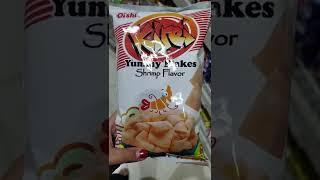 Kirei Yummy Flakes #shorts #asmr #asmrsounds #chips #shrimp #viral #trending #kirei #oishi