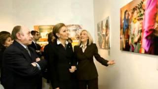 Shahbanou Farah Pahlavi at Iranian Photo Journalism Exhibit in Paris