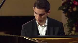 Dmitry Shishkin plays Liszt "La Campanella"