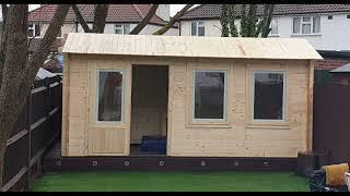 Justine Log Cabin - TUIN