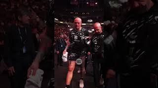 Anthony Smith embraces his family after #UFC310 defeat ️