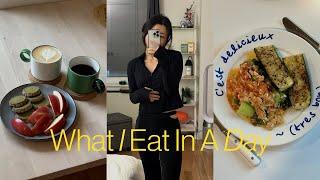 What I eat in a day to lose weight and stay fit (but still happy & healthy)