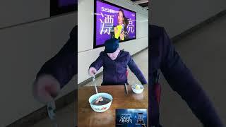 I wanted to buy a vivoS20 and encountered a strange scene on the way. vivo vivoS20 life photos v