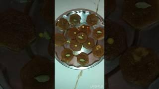 Besan ki barfi #short #cook #poonam #cooking #cookingchannel #recipe #easycook #food #simplecooking