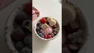 Make yogurt bowl with me #asmr #food #asmrfood #satisfying #yogurt #healthyfood #breakfast #shorts