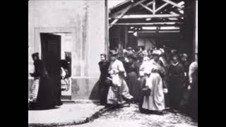 1895 - Workers Leaving the Lumière Factory (with MP3 Piano Music Available)