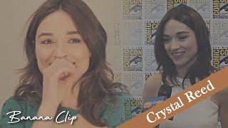 Crystal Reed | Banana Clip