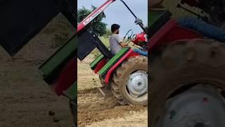 आज का stunt Massey Ferguson #status #massy #viral #viralvideos