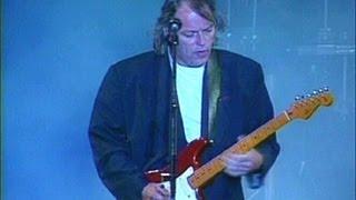 Pink Floyd - Shine On You Crazy Diamond 1990 Live Video