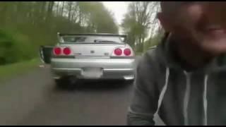 Nissan Skyline R33 GTR Backfire Sound