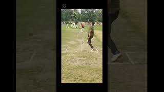 Unplayable bowling by Left Arm Deepak..#viral #bowling #cricket #youtube #youtubeshorts #subscribe