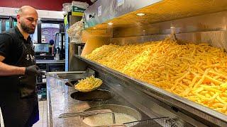 A hidden restaurant in Paris! Hamburger fast food restaurant famous for Belgian fries