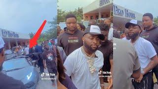 Davido Cruise in the Street of Lagos with his Lamborghini as Fans Struggle to Snap with him