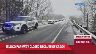 Tellico Parkway closed due to crash