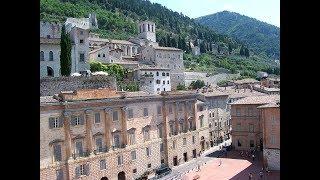 Places to see in ( Gubbio - Italy ) Piazza Grande