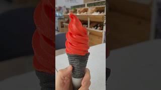 官心你的食衣住行育樂 2023年8月7日 台中夏天吃起來 全家便利商店 莓好時光 FamilyMart Fami!ce 莓果 霜淇淋 十週年限定 ice cream 永定店 巨大招牌berries